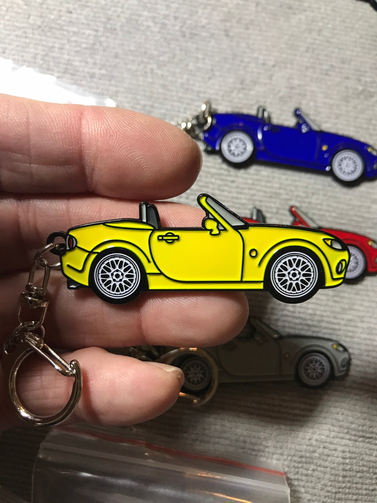 NC #Miata #MX5 #BakedEnamel #Keychains 7 COLORS #Carpins