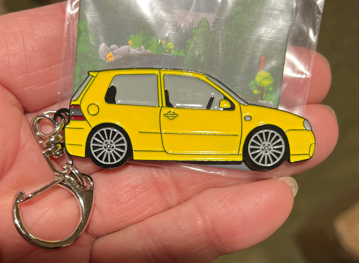 Golf R32 Keychain enamel on Metal 8 colors