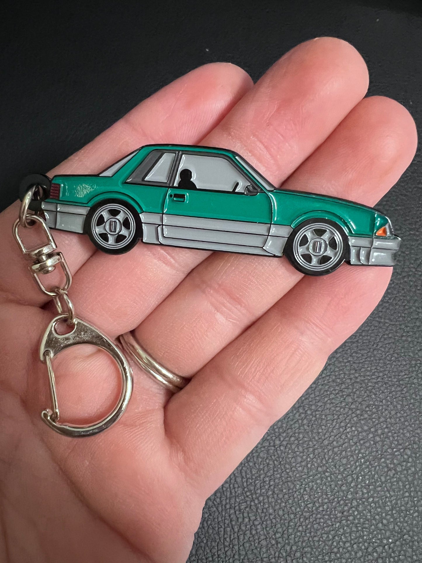 Ford Mustang Coupe Notchback Fox Body two tone Enamel on Metal Keychains, car accessory, key ring,
